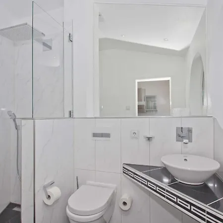 Bella-casa-haus-lee בית נופש